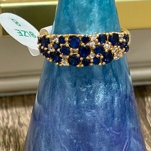 Elegant Gold and Blue Sapphire Women's Ring